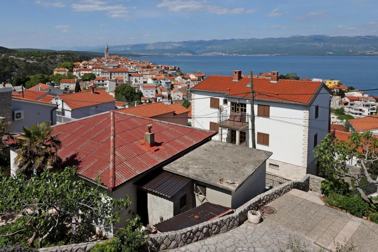 Apartments And Rooms With Parking Space Vrbnik, Krk - 5299 Zewnętrze zdjęcie