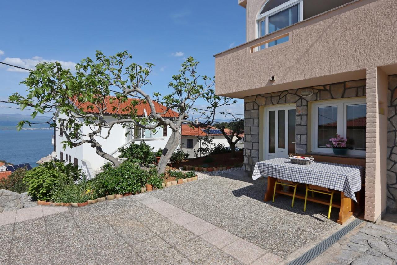 Apartments And Rooms With Parking Space Vrbnik, Krk - 5299 Zewnętrze zdjęcie